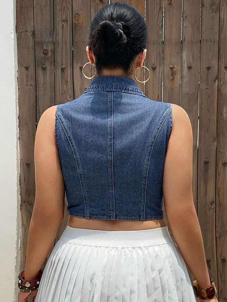 Dazy Plus Plus Size Denim Washed Cropped Sleeveless Vest Top, Blogger Style For Spring & Summer