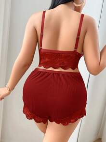 HautHeat Bộ 3 món: Áo hai dây phối ren và quần short + Áo choàng lưới tay rộng viền hoa, cỡ lớn. - Đỏ - Xem 3