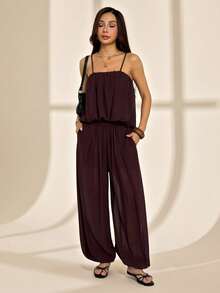 SHEIN PETITE 2件套/组 2026春夏新款褶皱印花吊带背心上衣和松紧腰工装裤雪纺套装，棕色 - 棕色 - 查看 7