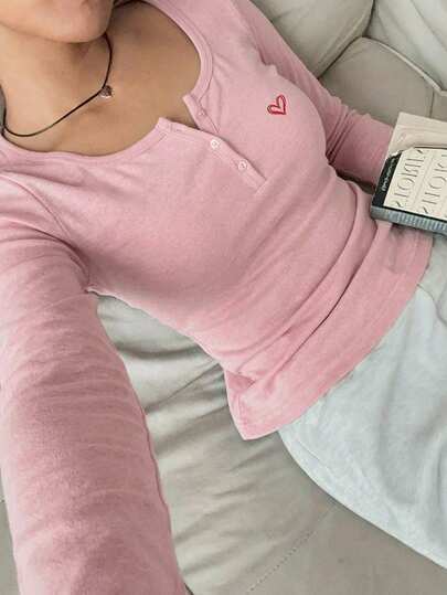 CovetEZ Women's Casual Minimalist Red 3D Embossed Pattern Cotton Blend Half-Zip T-Shirt, Versatile For Spring/Summer, Suitable As Undershirt