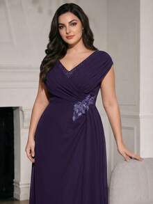 Modelyn Elegant Party Rhinestone & Pearl Embellished Plus Size Mother Of The Bride Dress Wedding - Purple - View 5
