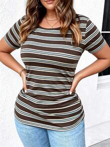 EMERY ROSE Large-Sized Women's Fashion Top, Striped Pattern Printed Top, Stylish And Comfortable Short-Sleeved T-Shirt. - Multicolor - View 3