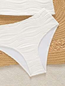 SHEIN Bộ đồ bơi Tankini 2 mảnh dành cho thiếu nữ, chất liệu vải dệt kim gân, thiết kế cổ yếm với họa tiết hoa kim loại trang trí, thời trang, thanh lịch, kín đáo, phù hợp cho bơi lội, mùa hè, bãi biển, kỳ nghỉ. Bộ đồ bơi Tankini, bộ bikini kín đáo, bộ đồ bơi cạp cao, họa tiết vỏ sò. - trắng - Xem 4