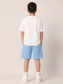 SHEIN 2件套儿童/青少年男童休闲撞色圆领短袖T恤短裤套装，适合通勤、上学、日常休闲穿着、运动、春夏穿着 - 白色 - 查看 3