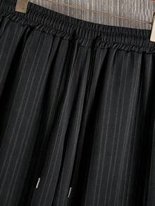 Manfinity Homme Herren Große Größen Set aus einfachem Kurzarm Hemd mit Einzelknopfleiste und Hose mit Kordelzug Taille und Taschen - Schwarz - Übersicht 7