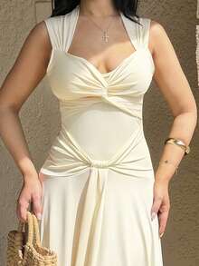 Vassilux Robe longue élégante et sexy pour femmes avec col en V torsadé et taille cintrée en jaune clair, convient pour les fêtes, le port quotidien, les rassemblements de jardin en été - Jaune clair - Voir 3