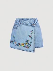 SHEIN Essnce 大码女式时尚花卉刺绣口袋牛仔短裤 - 藍色 - 查看 1