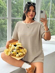 SHEIN EZwear 大码两件套休闲条纹T恤和短裤 - 棕色 - 查看 4