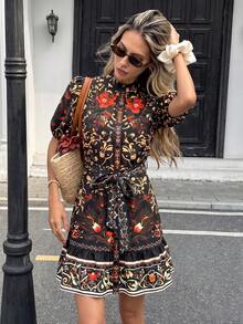 Vestido corto casual de mujer para primavera/verano, de línea A con cintura anudada, estampado floral multicolor Perris, para uso diario, salidas, tardes deé, citas y vacaciones - Negro y oro - Ver 3
