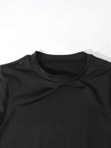 SHEIN Đầm ôm dáng màu trơn cho bé gái tuổi teen, đầm dệt kim đen khoét eo tối giản tay ngắn mặc hàng ngày, đầm dài hở vai cho trẻ em, đầm thường ngày đa năng, mùa xuân/hè. - màu đen - Xem 4