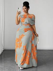 SHEIN CURVE+ Vestido casual de vacaciones con estampado floral, cintura fruncida y abertura en el hombro para tallas grandes - Multicolor - Ver 3