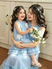 SHEIN Glamorique Kids 小女孩蓝色无袖碎花连衣裙，甜美可爱，优雅迷人 - 藍色 - 查看 8