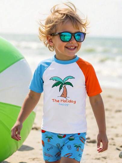 SHEIN Young Boy Casual Minimalist Spider, Superhero, Flame Print Pattern Loose Fit Round Neck Short Sleeve T-Shirt And Shorts Swimwear Set, Suitable For Summer