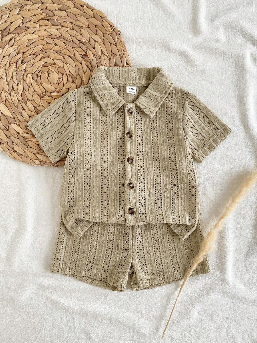 SHEIN Vintaside Kids 2件組中性新生兒至1歲男嬰/女嬰套裝 卡其色夏季波希米亞休閒度假襯衫與短褲套組 紋理短袖杏色服飾 - 卡其色 - 查看 1