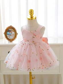 SHEIN Glamorique Kids 花童生日派对婚礼礼服，女童吊带杏色刺绣网纱连衣裙，后背蝴蝶结装饰，可爱蓬蓬裙摆，适合舞台表演、派对、拍照等场合，四季皆宜 - 粉色 - 查看 3