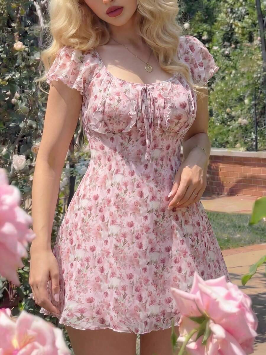 SHEIN MOD Damen Große Größen Vintage Blumenmuster Kleid mit Knoten und Raffung, Blush Rosa, Sommer, Kurven, Formell, Party, Hochzeitsgast Tee Party Cottagecore Milchmädchen Kleid