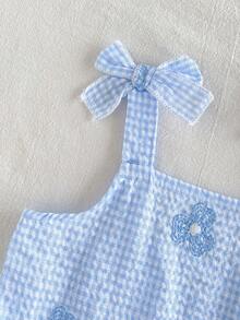 SHEIN Playful Pals 2件套女婴幼儿/新生儿0-3岁休闲日常可爱度假条纹蝴蝶结装饰吊带背心+短裤套装，春夏款 - 藍色 - 查看 4