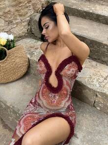 Vassilux Vestido midi de fiesta ajustado con estampado floral, sin mangas, con volantes y recortes - Marrón - Ver 4