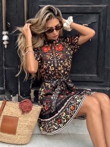 Vestido corto casual de mujer para primavera/verano, de línea A con cintura anudada, estampado floral multicolor Perris, para uso diario, salidas, tardes deé, citas y vacaciones - Negro y oro - Ver 5