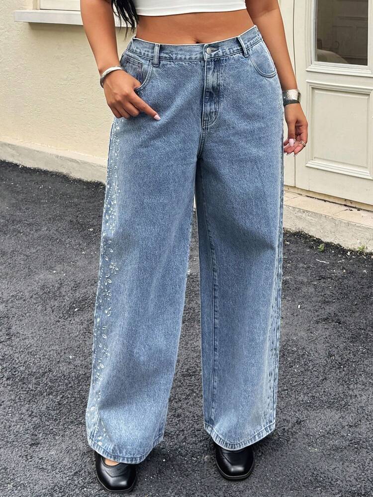 Dazy Plus Rhinestone Embellished Wide Leg Jeans, Casual City Style All Season Plus Size Women Holiday Loose Denim Pants