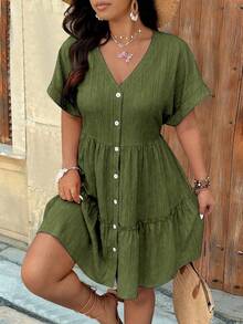 SHEIN Holidaya Vestido de línea A con cuello en V, hombros caídos, textura y volante en el bajo para tallas grandes - Verde militar - Ver 1