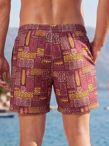 Manfinity Swimmode 男士几何印花抽绳腰带口袋休闲沙滩短裤 - 棕色 - 查看 2