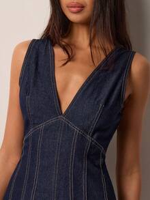 COSMINA Denim Vestido vaquero casual sin mangas con escote en V profundo para mujer - Azul lavado oscuro - Ver 4