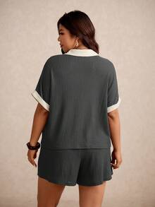 Elaquor 2pcs Plus Size Contrast Color Tie Strap Short Sleeve Top And Solid Shorts Set - Dark Grey - View 4