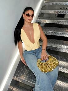 SHEIN SXY Blusa sexy con cuello en V profundo y drapeado en amarillo pálido para mujer de talla grande - amarillo ganso - Ver 6