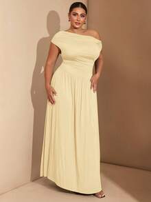 SHEIN Tall CURVE 大码女式优雅百搭弹力面料黑色连衣裙，适合日常穿着、派对、露肩等场合，适合大码女性，A字型长裙 - 米色 - 查看 5
