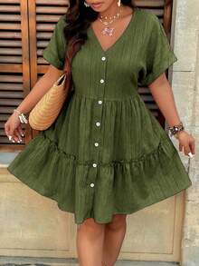 SHEIN Holidaya Vestido de línea A con cuello en V, hombros caídos, textura y volante en el bajo para tallas grandes - Verde militar - Ver 5