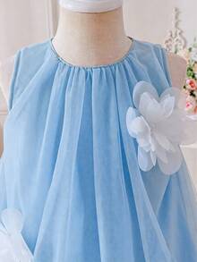 SHEIN Glamorique Kids 小女孩蓝色无袖碎花连衣裙，甜美可爱，优雅迷人 - 藍色 - 查看 5
