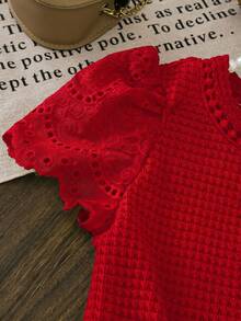 SHEIN LMoss Kids LMoss Young Girl Knitted Solid Color Round Neck Lace Ruffle Trim Fitted T-Shirt - Red - View 6
