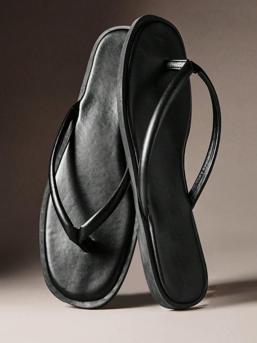 Hauture Women's Square Toe T Strap Thong Poolside Flip Flop Sandals - Black - View 1