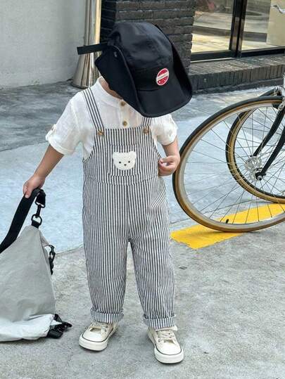 SHEIN 2pcs/Set Young Boy Woven Striped Bear Graphic Bib Overalls And Short Sleeve Shirt