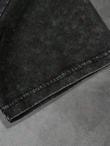 Manfinity EMRG 男士黑色做旧水洗两件套，哥特街头风T恤和短裤，复古金属字体印花，适合夏季音乐节、派对和休闲穿着 - 彩色 - 查看 4