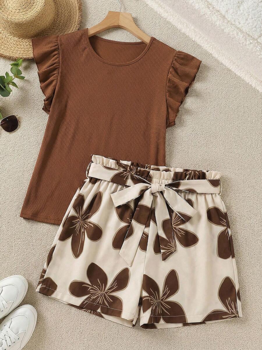 SHEIN LUNE Bộ đồ 2 mảnh cỡ lớn: Áo cổ tròn màu trơn và quần short thắt lưng in hoa. - Màu Khaki - Xem 1