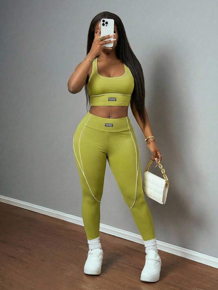 Slaydiva Conjunto feminino de duas peças, primavera/verão 2026, casual, esportivo, básico, slim fit, com estampa patchwork verde e listras, composto por regata e legging de cintura alta. Ideal para uso diário, festas, viagens, férias, volta às aulas, brunch, looks para o aeroporto, encontros, carnavais, festivais de música, esportes, ioga, corrida, influenciadoras, formadoras de opinião e blogueiras de moda. - Verde - Ver 3