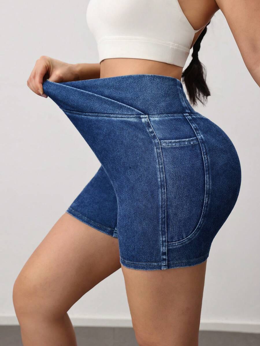 Activina Quần short denim nữ dáng ôm, cạp lệch, kiểu dáng thường ngày. - Rửa tối - Xem 1