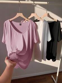 SHEIN EZwear Bộ 3 áo thun cổ chữ V mềm mại, màu trắng + đen + tím nhạt, cỡ lớn, dễ phối đồ cho mùa xuân và hè. - Bụi tím - Xem 1