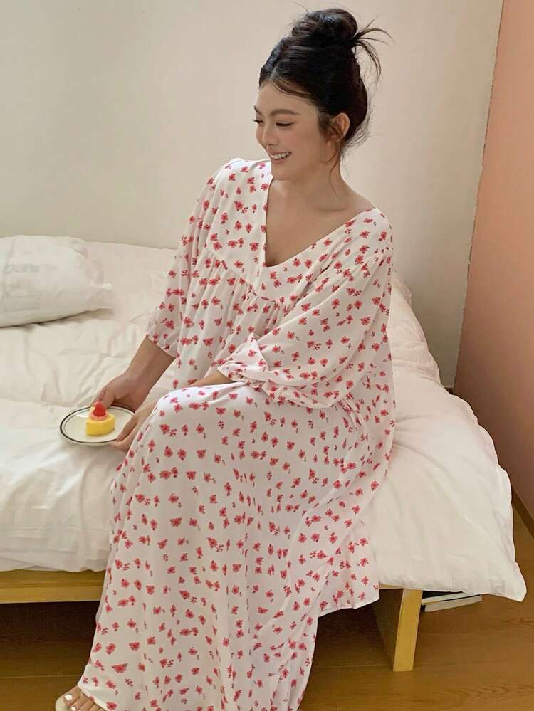 Dazy Plus Ditsy Floral Loose Short Sleeve Dress, Elegant Plus Size Women's Spring/Summer Nightgown, Pink