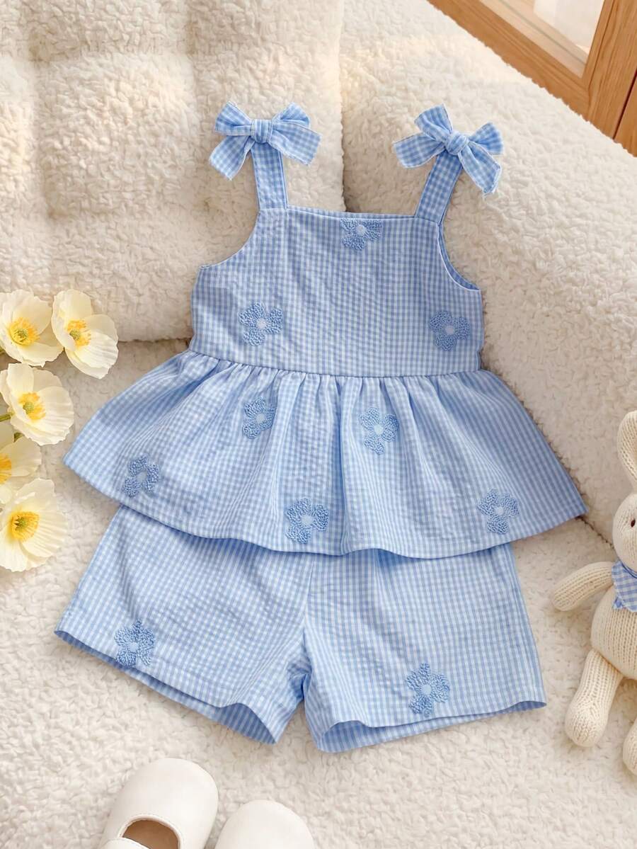 SHEIN Playful Pals 2件套女婴幼儿/新生儿0-3岁休闲日常可爱度假条纹蝴蝶结装饰吊带背心+短裤套装，春夏款