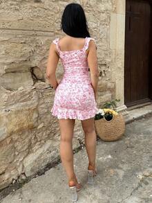 Vassilux 女款復古風花卉印花露肩縮褶下擺優雅洋裝 - 粉色 - 查看 2