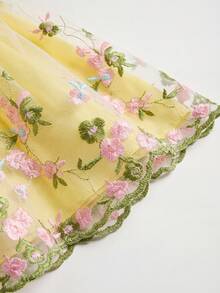 SHEIN Glamorique Kids 女婴公主裙,精美刺绣网纱裙摆,荷叶边领口,清新可爱,适合生日、婚礼、节日等场合。 - 黃色 - 查看 7