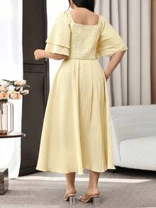Feyla Plus Size Solid Color Sweetheart Collar Ruffle Hem Summer Dress - Pale Yellow - View 3