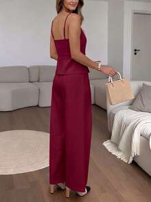 Conjunto casual de 2 piezas para mujer con camisola de un solo pecho con cinturón y pantalones de pierna ancha de unicolor - Burdeos - Ver 2