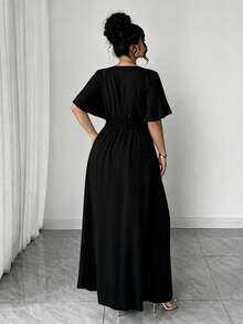 SHEIN LUNE CURVE 大码女士优雅度假休闲新款V领宽松袖连衣裙 - 黑色 - 查看 2