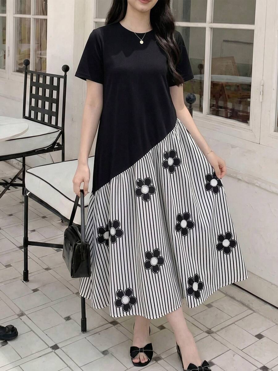 SHEIN 一件休闲度假针织圆领短袖拼接下摆条纹印花摆裙，黑色，优雅大方，适合青少年及少女，日常外出及派对穿着 - 黑色 - 查看 1