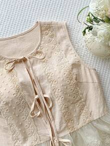 Comfortcana 女款花卉刺繡綁帶棉質無袖上衣，淺米色，夏季優雅休閒茶會蕾絲風格海灘度假上衣 - 卡其色 - 查看 6