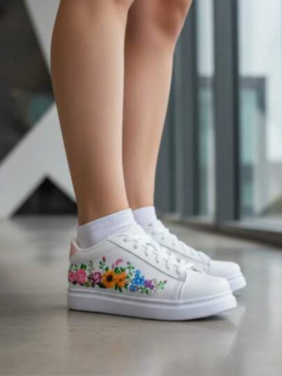 Tenis para dama casuales bordados de moda blancos con flores